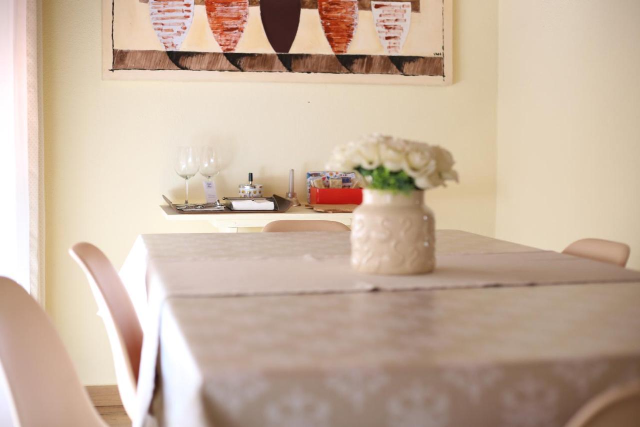 Brito'S House Apartment อัลคาบิเดเชอ ภายนอก รูปภาพ