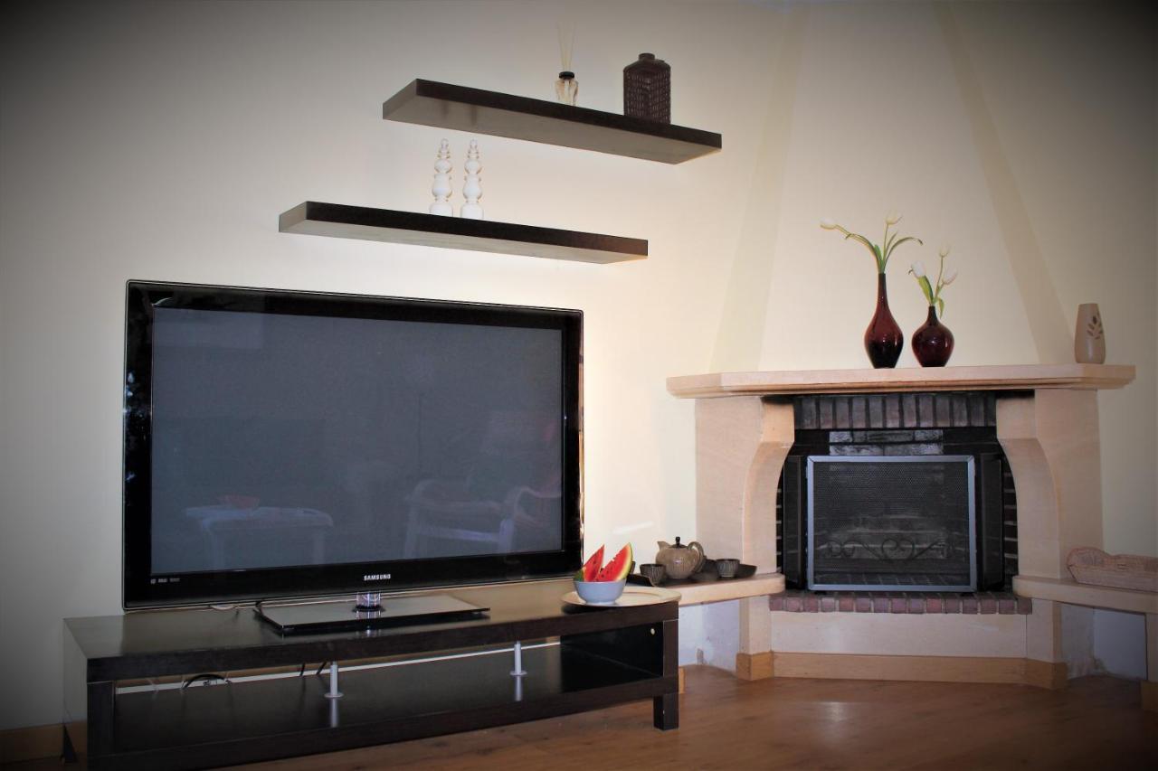 Brito'S House Apartment อัลคาบิเดเชอ ภายนอก รูปภาพ